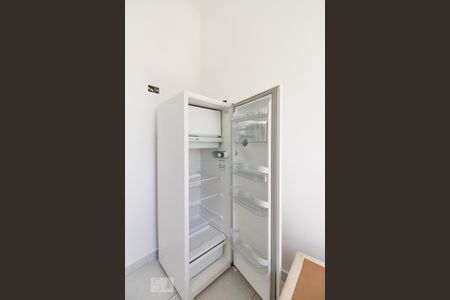 Cozinha de kitnet/studio para alugar com 1 quarto, 18m² em Vila São Luís(zona Oeste), São Paulo