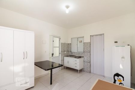 Quarto de kitnet/studio para alugar com 1 quarto, 18m² em Vila São Luís(zona Oeste), São Paulo