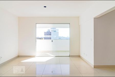 Sala de apartamento para alugar com 3 quartos, 85m² em Renascença, Belo Horizonte