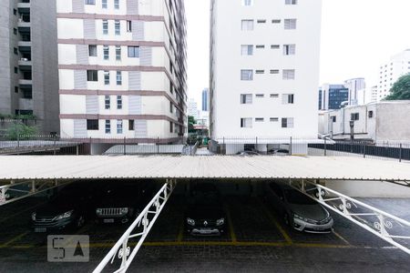 Vista Sala de apartamento à venda com 3 quartos, 85m² em Vila Nova Conceição, São Paulo