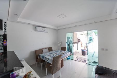 Sala de casa à venda com 4 quartos, 280m² em Vargem Grande, Rio de Janeiro