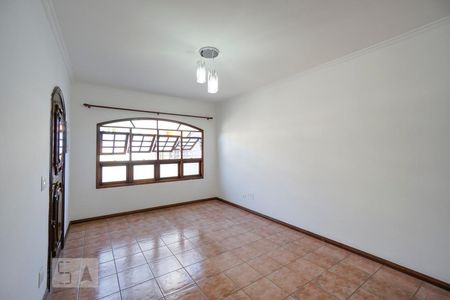 Sala e quarto de casa para alugar com 1 quarto, 80m² em Chácara Santo Antônio (zona Leste), São Paulo