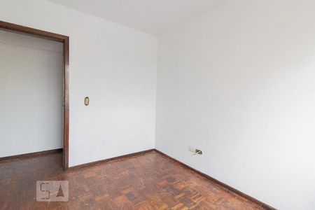 Quarto 1 de apartamento para alugar com 2 quartos, 57m² em Centro, Curitiba