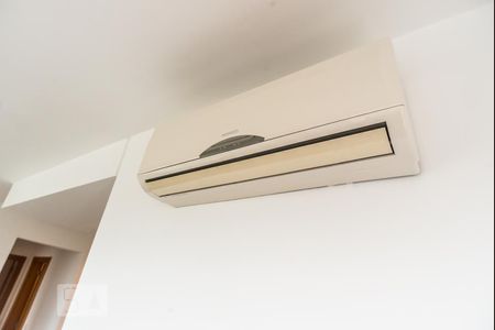 Sala de apartamento para alugar com 2 quartos, 60m² em Três Figueiras, Porto Alegre