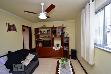 Sala  de casa à venda com 2 quartos, 61m² em Engenhoca, Niterói