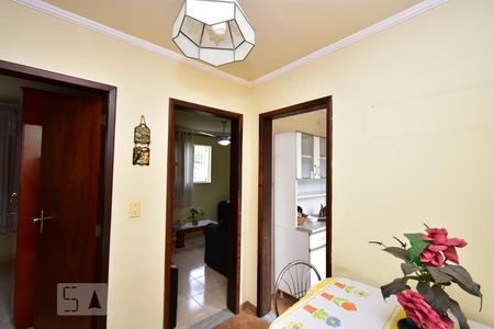 Sala 2 de casa à venda com 2 quartos, 61m² em Engenhoca, Niterói