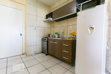 Cozinha de apartamento à venda com 2 quartos, 56m² em Centro Histórico, Porto Alegre
