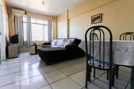 Sala de apartamento para alugar com 2 quartos, 56m² em Centro Histórico, Porto Alegre