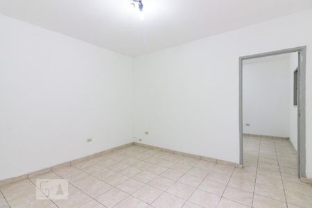 Sala de casa para alugar com 1 quarto, 45m² em Parque Peruche, São Paulo