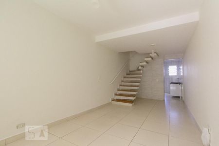 Sala de casa para alugar com 3 quartos, 100m² em Jabaquara, São Paulo