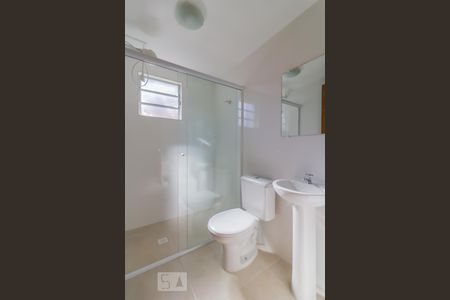 Banheiro de apartamento à venda com 2 quartos, 44m² em Jardim Maia, Guarulhos