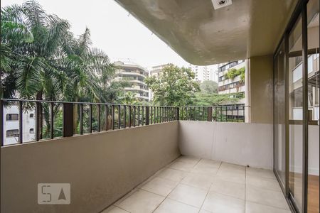 Varanda de apartamento à venda com 3 quartos, 270m² em Vila Morumbi, São Paulo