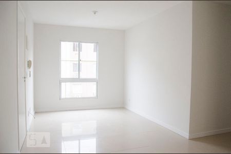 Sala de apartamento à venda com 3 quartos, 55m² em Igara, Canoas