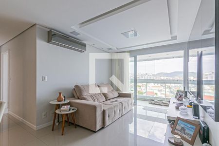 Sala de apartamento para alugar com 2 quartos, 80m² em Barreiros, São José