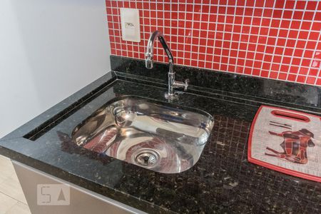 Cozinha de kitnet/studio para alugar com 1 quarto, 18m² em Prado Velho, Curitiba