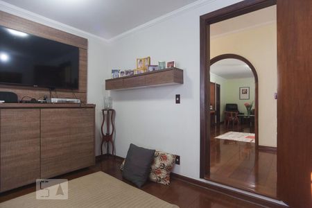 Sala de TV de casa à venda com 3 quartos, 350m² em Parque Nova Campinas, Campinas