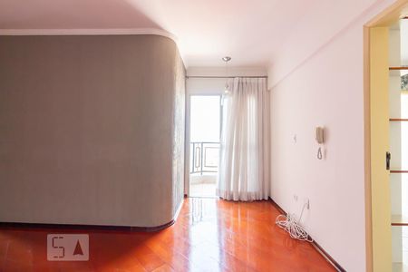 Sala de apartamento para alugar com 3 quartos, 75m² em Bela Vista, Osasco