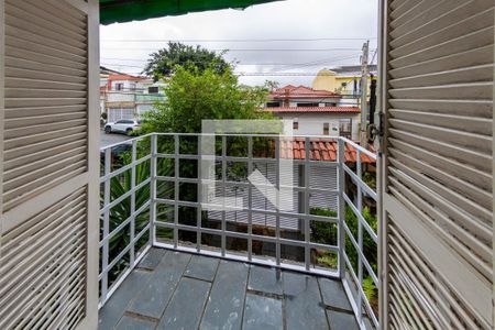 Varanda de casa à venda com 3 quartos, 200m² em Jardim Avelino, São Paulo