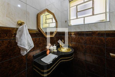 Lavabo de casa à venda com 3 quartos, 200m² em Jardim Avelino, São Paulo