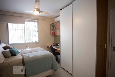 suíte de apartamento à venda com 3 quartos, 95m² em Icaraí, Niterói