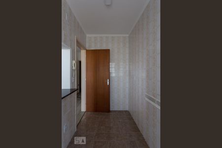 Cozinha de apartamento para alugar com 1 quarto, 40m² em Santana, Porto Alegre