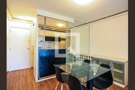 Sala de apartamento para alugar com 2 quartos, 71m² em Jardim Parque Morumbi, São Paulo