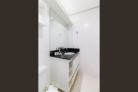 Banheiro de kitnet/studio para alugar com 1 quarto, 42m² em Vila Regente Feijó, São Paulo