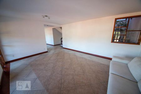 Sala 1  de casa de condomínio à venda com 4 quartos, 263m² em São Francisco, Niterói