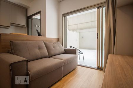 Sala de estar de apartamento à venda com 1 quarto, 95m² em Pinheiros, São Paulo