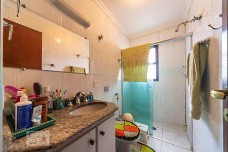 Banheiro de apartamento à venda com 3 quartos, 130m² em Parque das Nações, Santo André