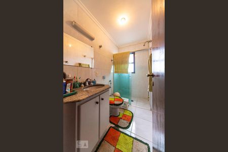 Banheiro de apartamento à venda com 3 quartos, 130m² em Parque das Nações, Santo André