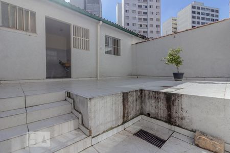 Quintal de casa para alugar com 3 quartos, 200m² em Vila Mariana, São Paulo
