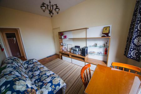 Sala de apartamento à venda com 2 quartos, 70m² em Santa Rosa, Niterói