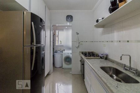 Cozinha de casa à venda com 2 quartos, 123m² em Jardim Ocara, Santo André