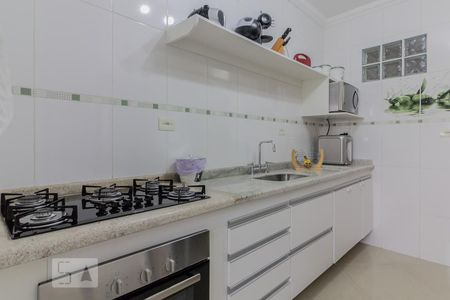 Cozinha de casa à venda com 2 quartos, 123m² em Jardim Ocara, Santo André