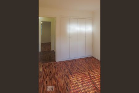 Quarto 1 de apartamento à venda com 4 quartos, 105m² em Vila Uberabinha, São Paulo