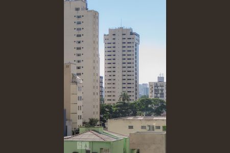 Vista varanda sala  de apartamento para alugar com 1 quarto, 40m² em Indianópolis, São Paulo