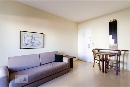 Sala de apartamento para alugar com 1 quarto, 50m² em Cambuí, Campinas