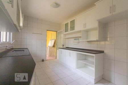 Cozinha de casa para alugar com 3 quartos, 180m² em Jabaquara, São Paulo