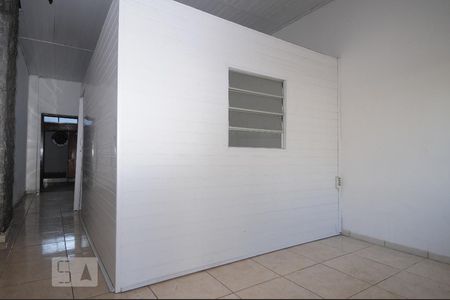 Hall de Entrada de casa para alugar com 2 quartos, 80m² em Santo Antônio, Porto Alegre