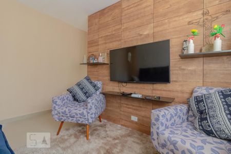 Sala de casa para alugar com 2 quartos, 75m² em Vila Caraguatá, São Paulo