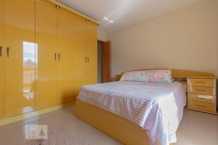 Quarto 1 de casa para alugar com 2 quartos, 75m² em Vila Caraguatá, São Paulo