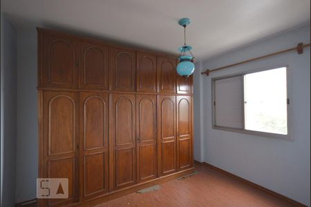 Apartamento à venda com 75m², 2 quartos e 2 vagas Apartamento à venda com 75m², 2 quartos e 2 vagasQuarto 2