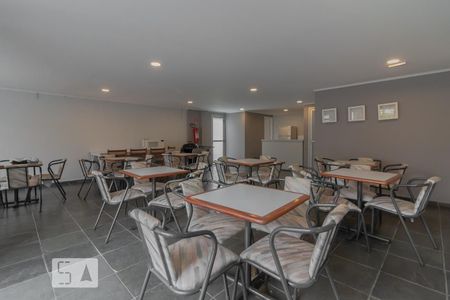 Apartamento à venda com 75m², 2 quartos e 2 vagas Apartamento à venda com 75m², 2 quartos e 2 vagasSalão de Festas