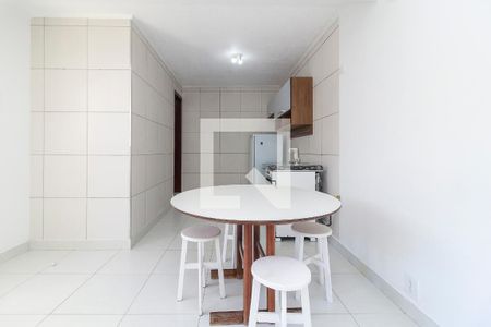 Sala de casa para alugar com 1 quarto, 46m² em Jardim Internacional, São Paulo