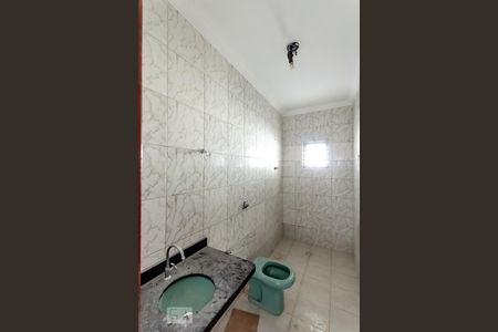 Banheiro social de casa para alugar com 2 quartos, 370m² em Village Veneza, Goiânia