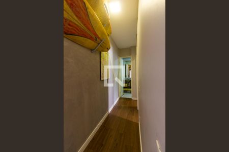 Corredor de apartamento para alugar com 2 quartos, 50m² em Jardim Caboré, São Paulo