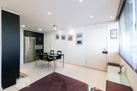 Sala 1 de apartamento para alugar com 1 quarto, 60m² em Itaim Bibi , São Paulo