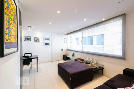 Sala 1 de apartamento para alugar com 1 quarto, 60m² em Itaim Bibi , São Paulo