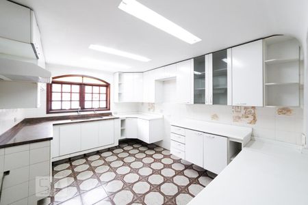Cozinha de casa para alugar com 3 quartos, 127m² em Jardim Luanda, São Paulo